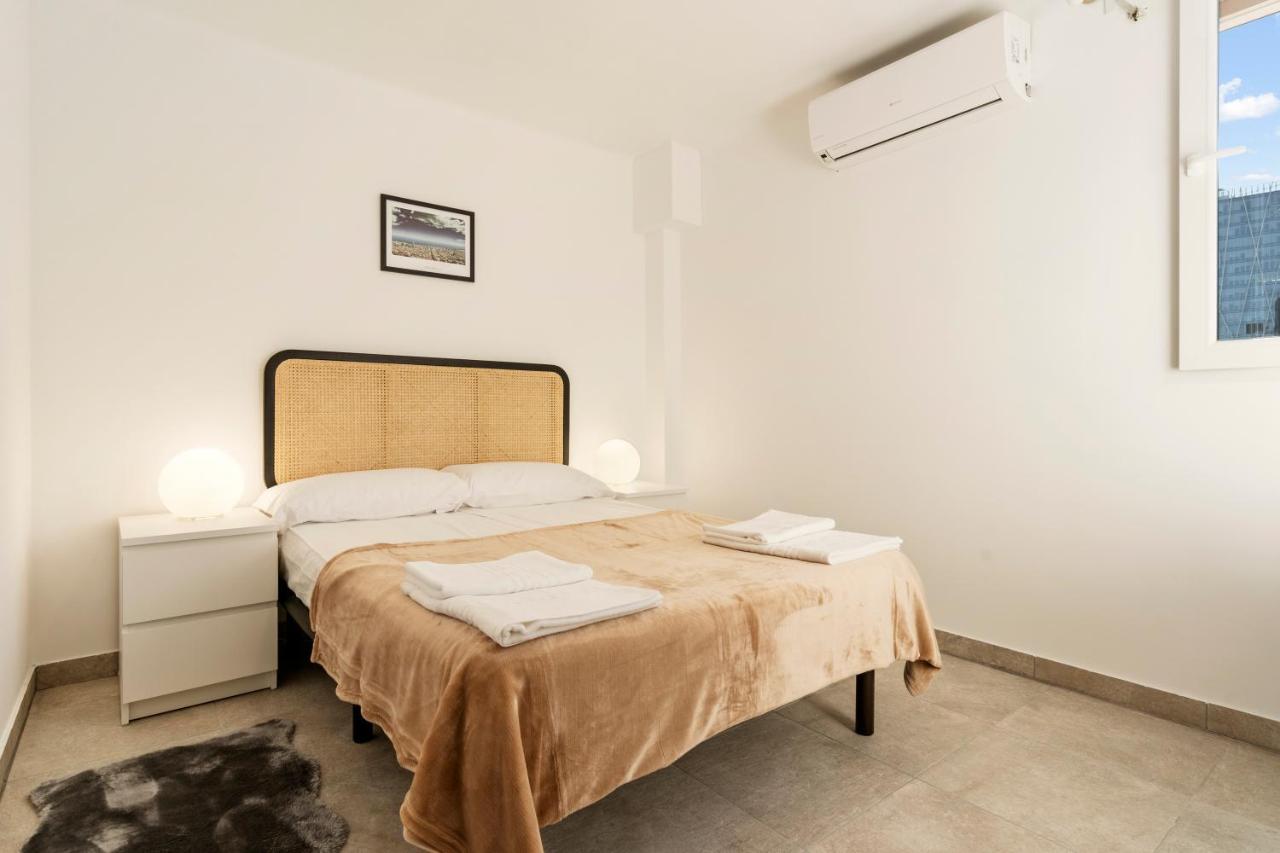 Apartamento Cerca De La Playa Barcelona Bagian luar foto