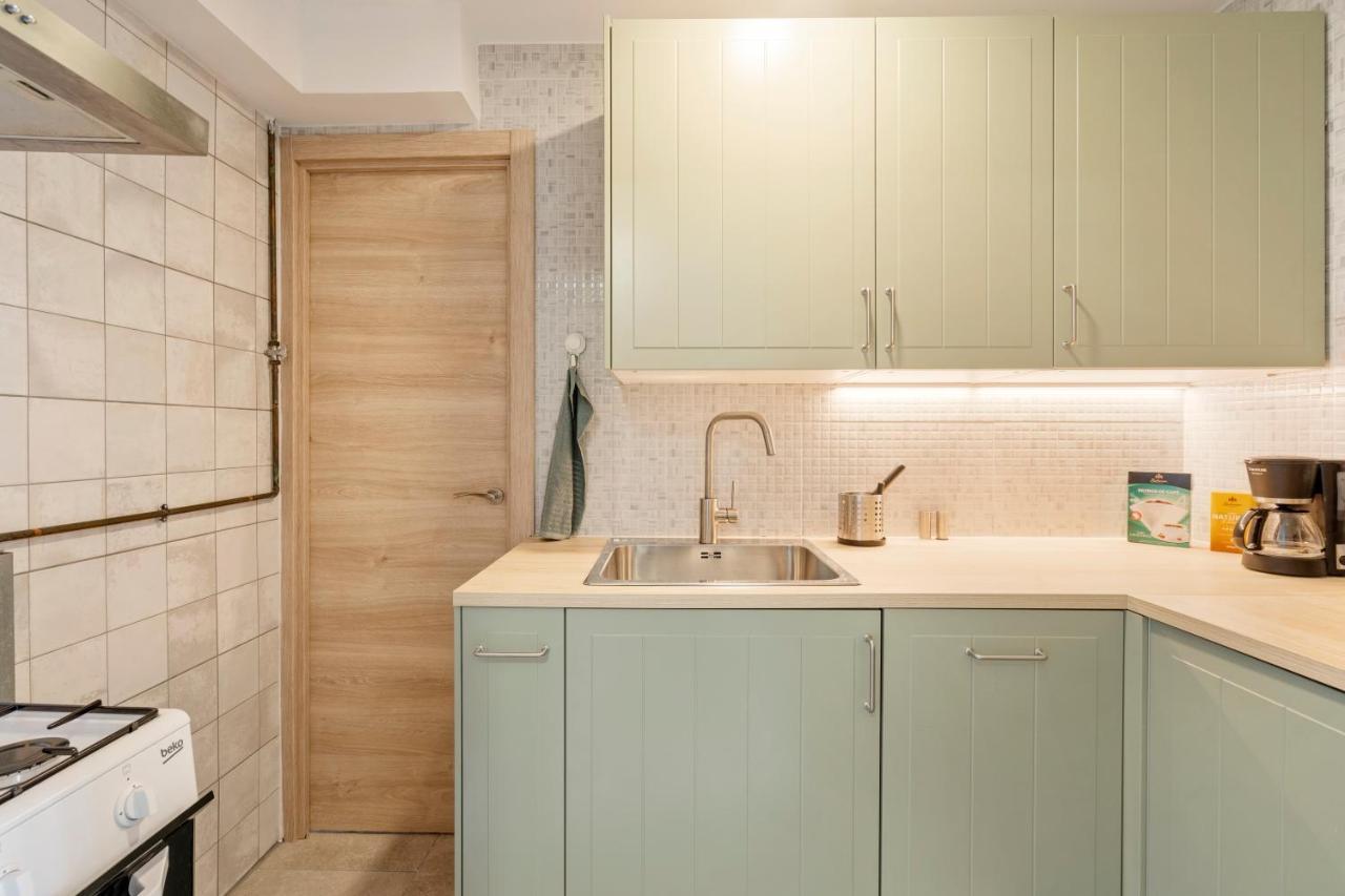 Apartamento Cerca De La Playa Barcelona Bagian luar foto