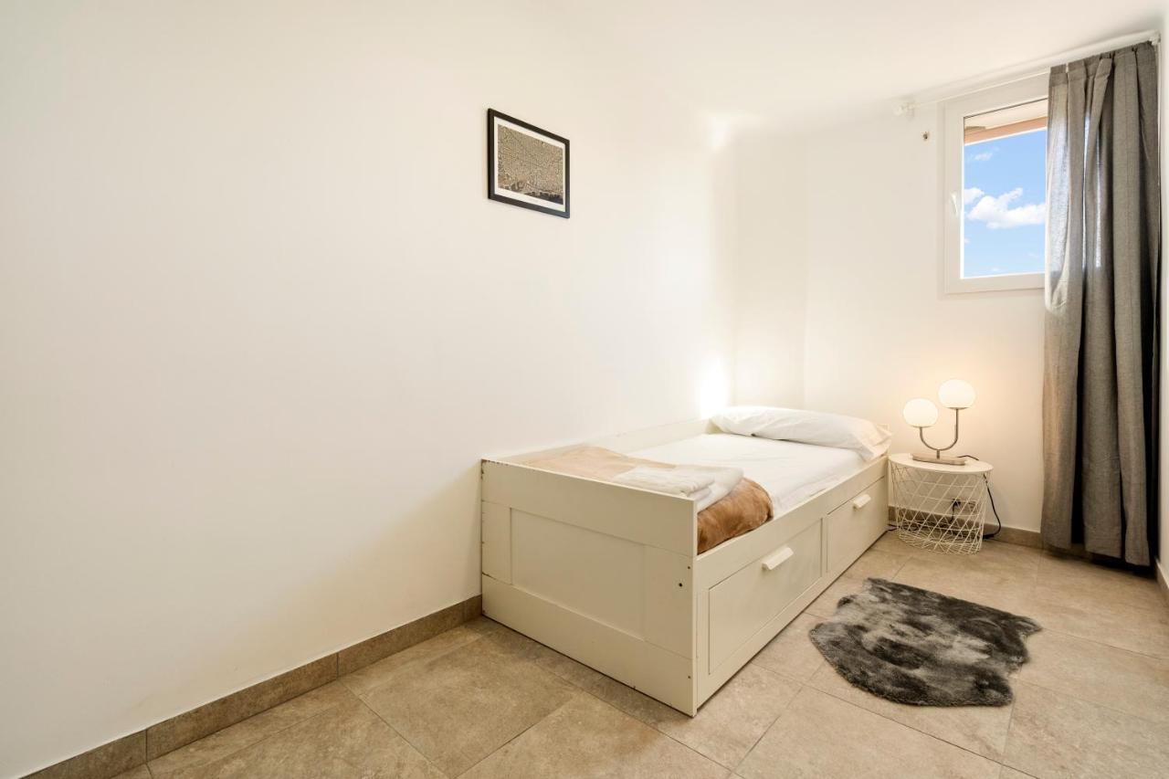 Apartamento Cerca De La Playa Barcelona Bagian luar foto