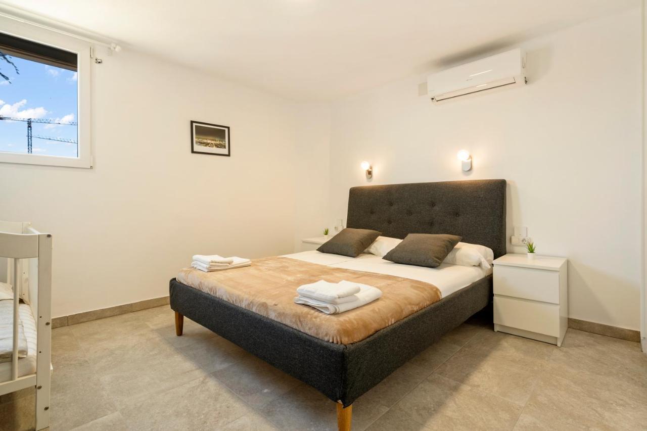 Apartamento Cerca De La Playa Barcelona Bagian luar foto