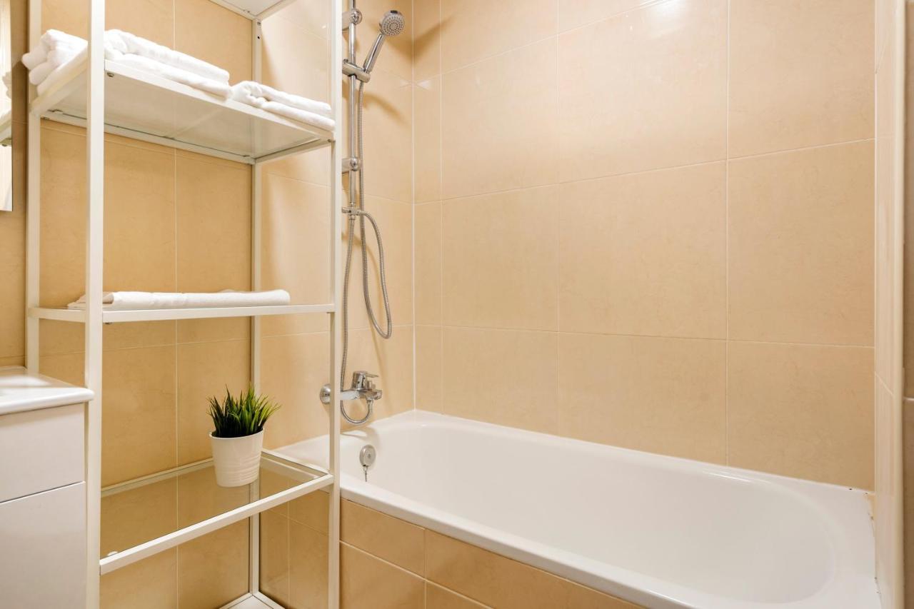 Apartamento Cerca De La Playa Barcelona Bagian luar foto